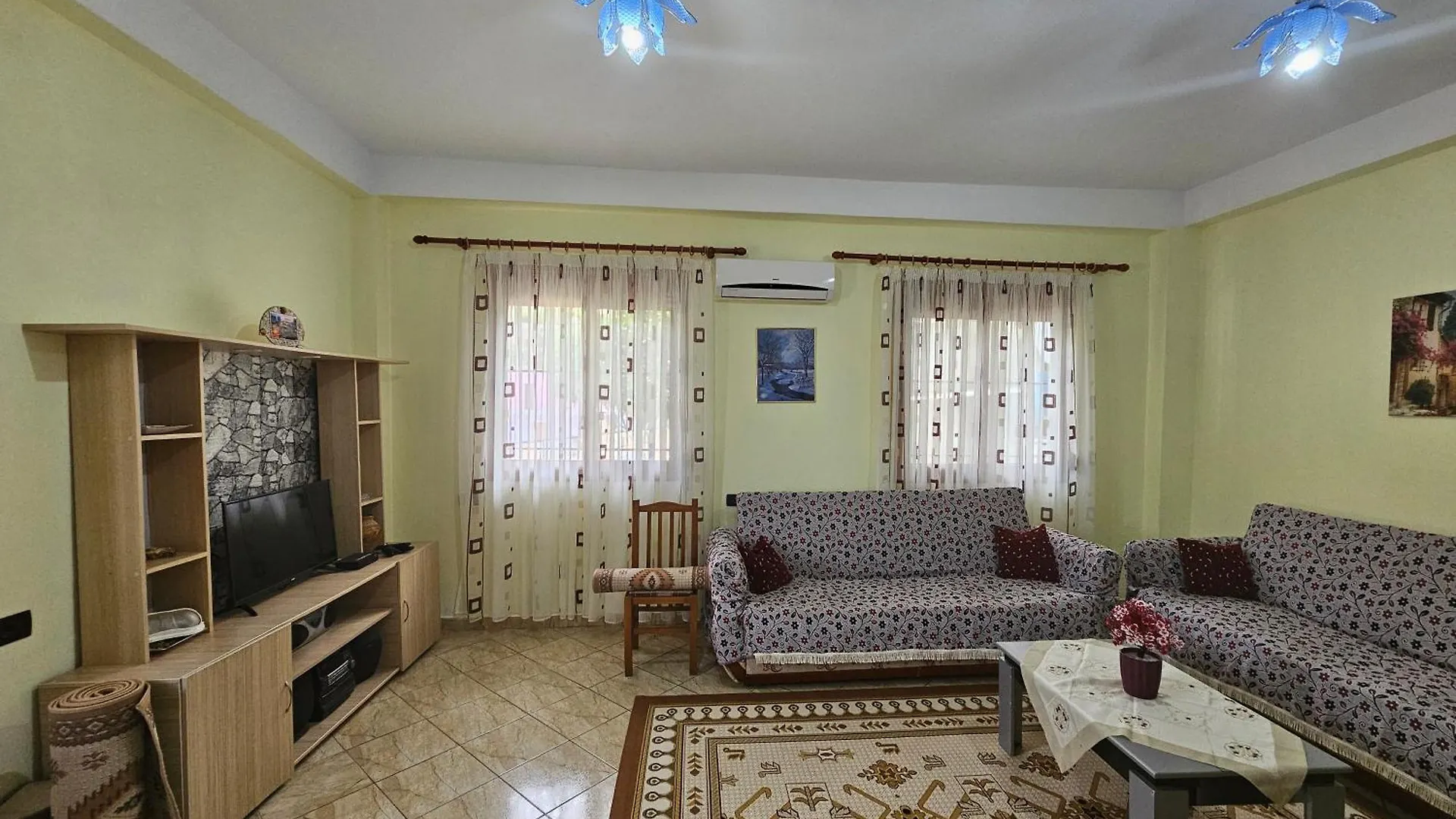 Mesaiz 2 Apartment Vlore 0*,